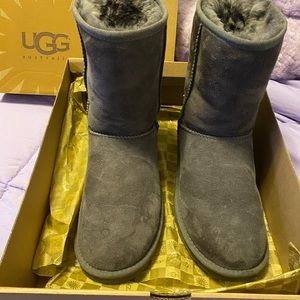 Ugg Classic Short Grey Sz 8
